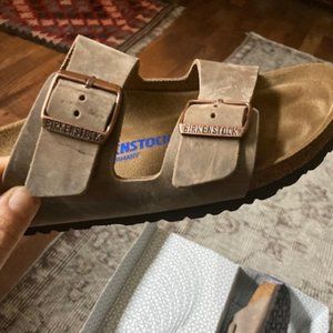 Arizona Soft Footbed Sandals - Oiled Tobacco Brown